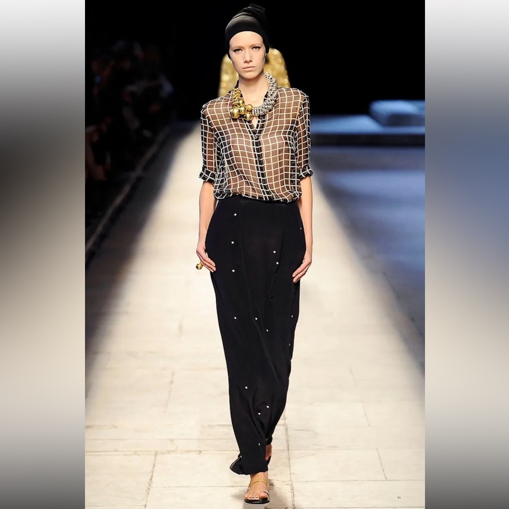 New with tags dries van noten silk window pane pattern camisole. Size 8.